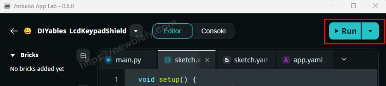 click run 버튼 in 아두이노 app lab on Arduino UNO Q