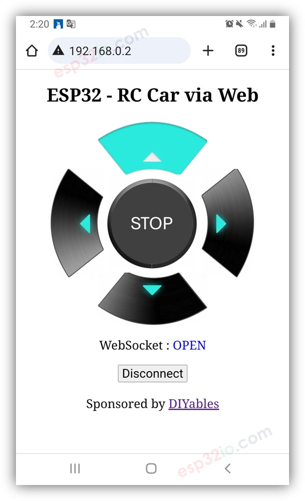 ESP32 controls car via web browser